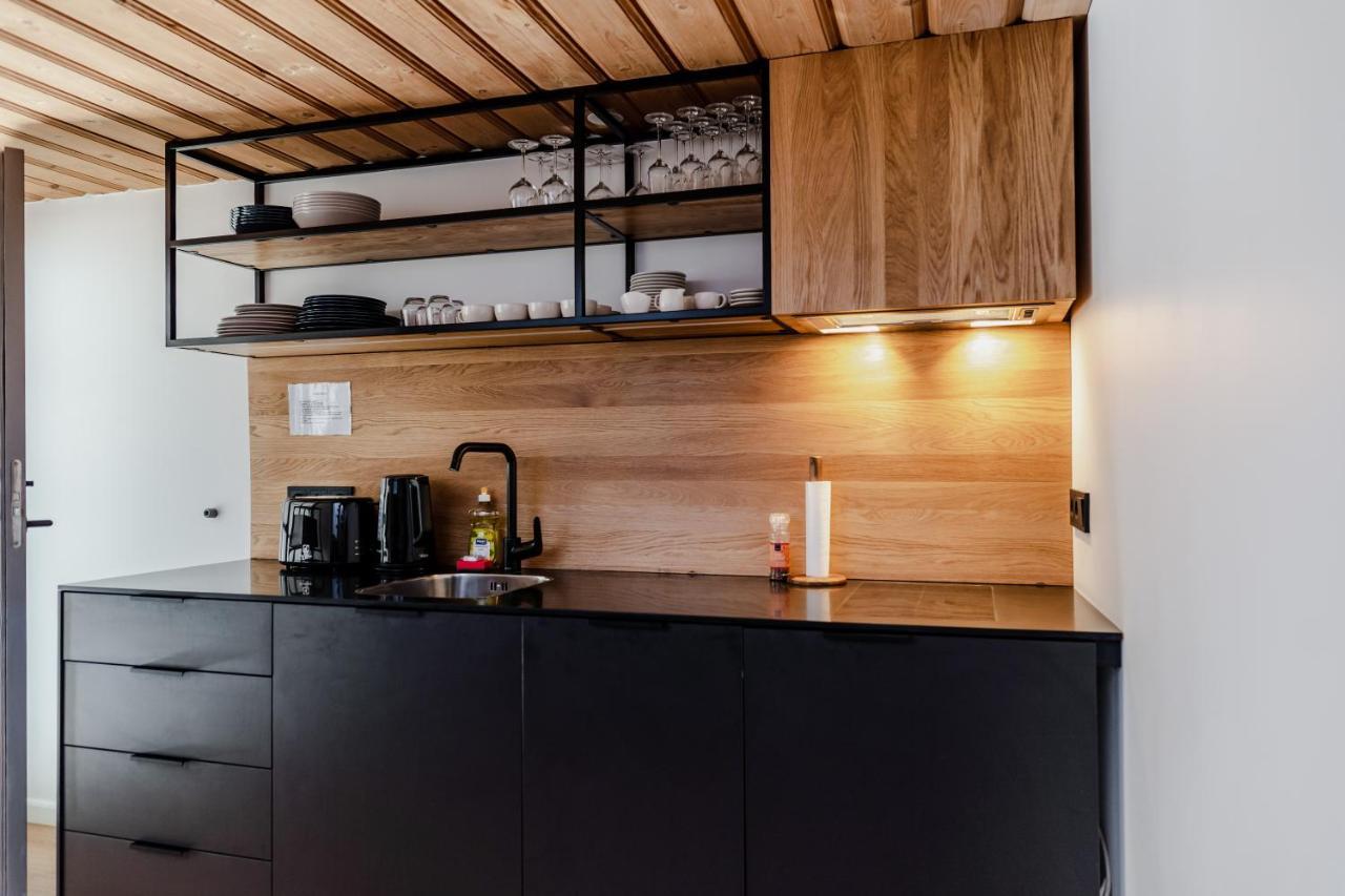 Lj5 - Old Town Rooms With Exclusive Shared Roof Terrace تالين المظهر الخارجي الصورة
